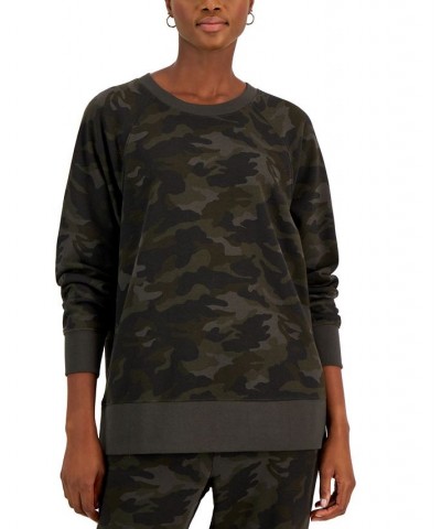 Women's Fleece Sweatshirt Camo Daze $13.58 Sweatshirts