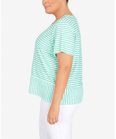 Plus Size Classic Stripe Texture Knit Top with Necklace Green $34.94 Tops